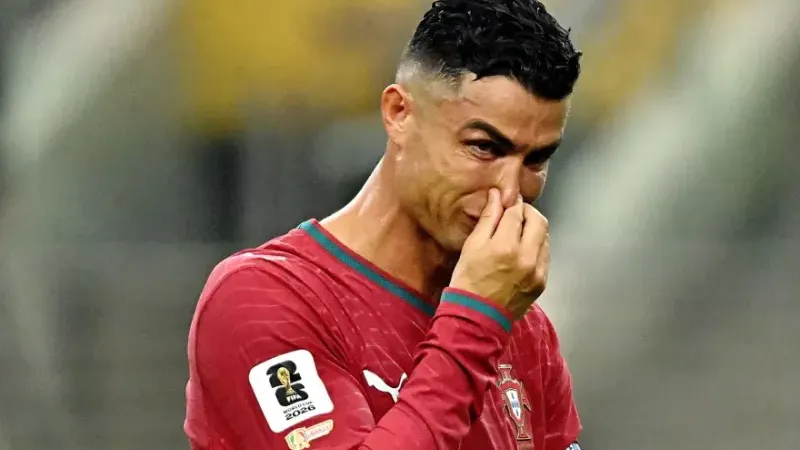 Gözyaşlarıyla Sahadan Ayrılan Ronaldo: 