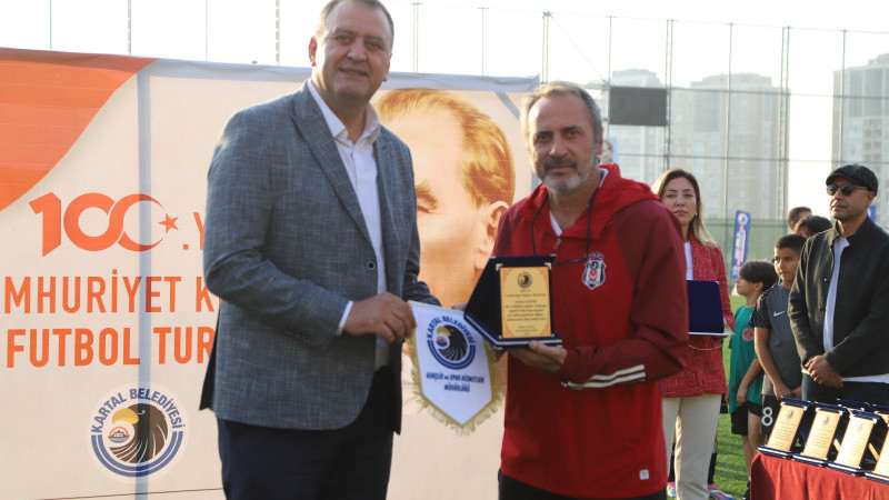 Kartal Belediyesi’nden Cumhuriyet’in 100. Yılına Özel Futbol Turnuvası