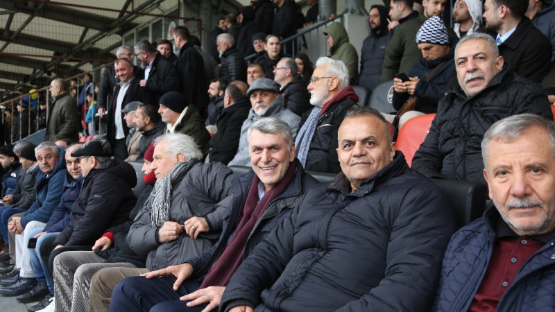KADEM EKŞİ GÜLSUYU SPORUN MAÇINDA
