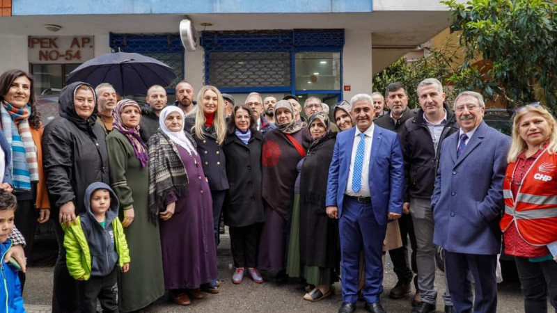 ESİN KÖYMEN VE DİLEK İMAMOĞLU FINDIKLI’DA VATANDAŞLARLA BULUŞTU