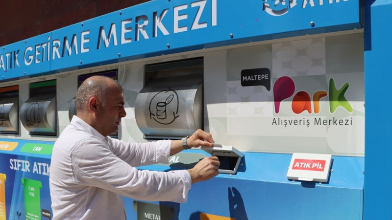MALTEPE BELEDİYESİNDEN KAZANDIRAN ATIK PİL KAMPANYASI
